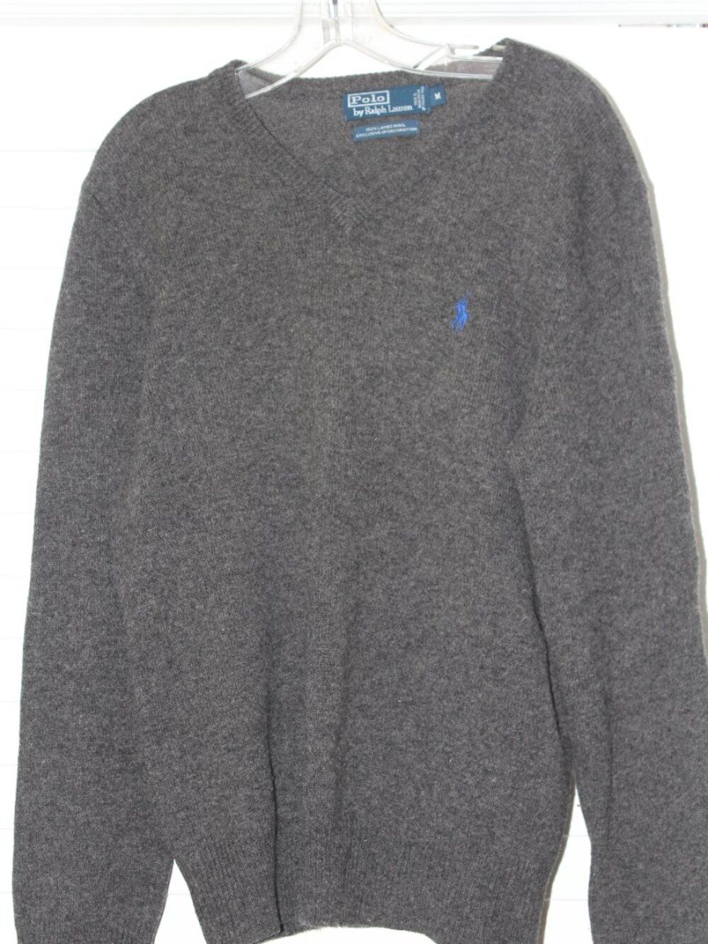 Mens Size Medium Polo Ralph Lauren dark charcoal gray knit sweater with V neck
